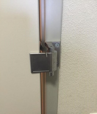 How to Open Hotel Door Latch  